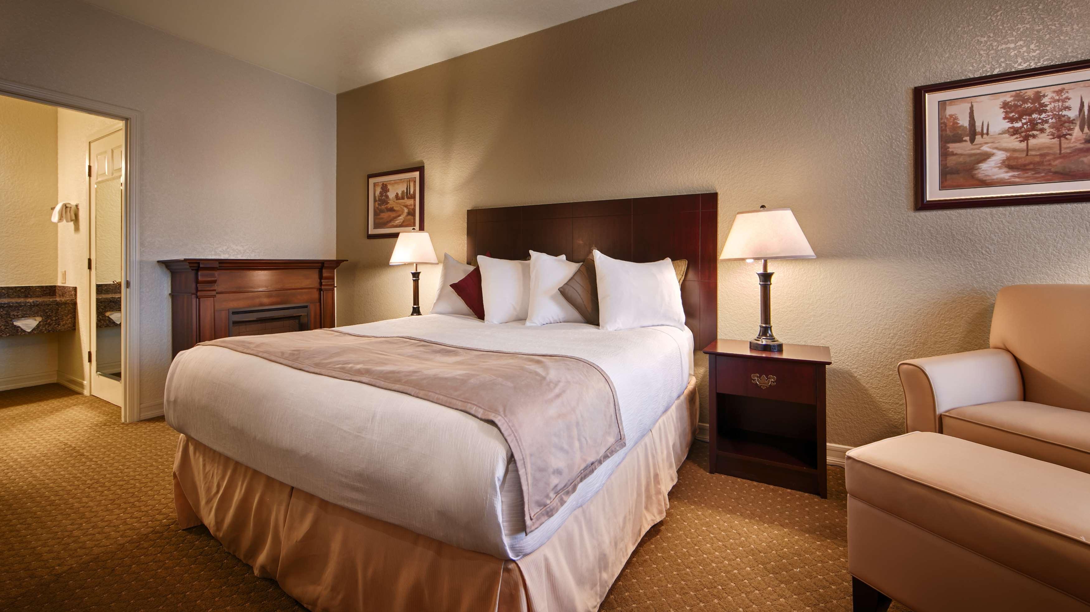 Best Western Plus Bayshore Inn Eureka Exterior photo